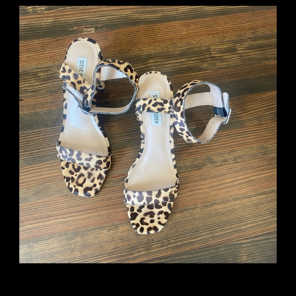 STEVE Madden Sandals